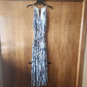 EVEREVE Roan & Ryan Naomi Halter Maxi dress